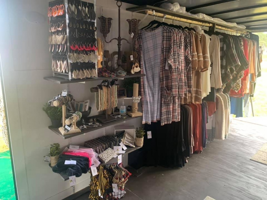 Snipes Chic’s Boutique Clear Out Sale