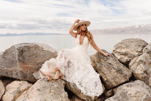 White Dresses BRIDAL SAMPLE SALE